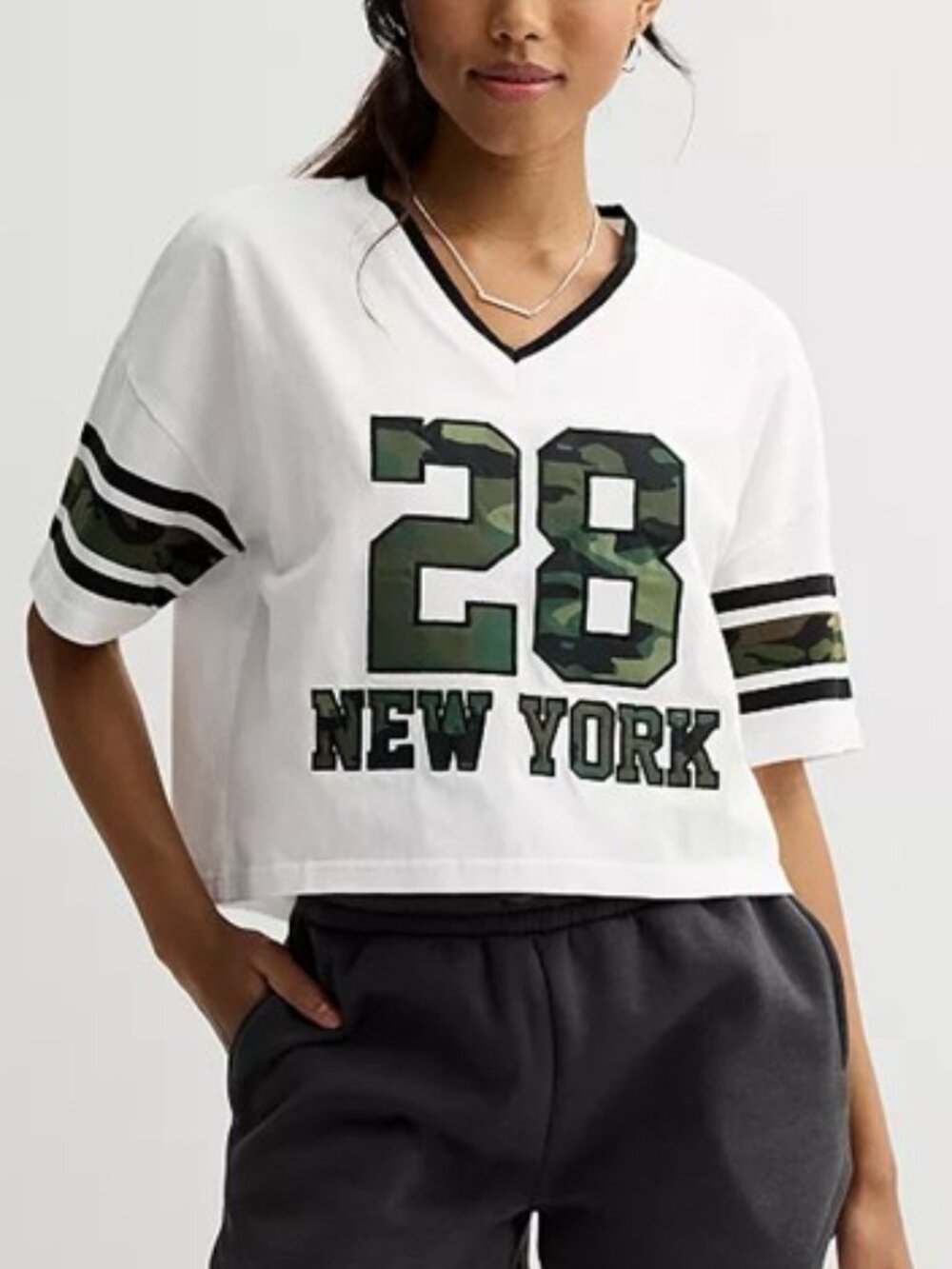 Harper & Ivy Camo New York #28 Cropped Jersey Top T-shirt Tee White Size Large